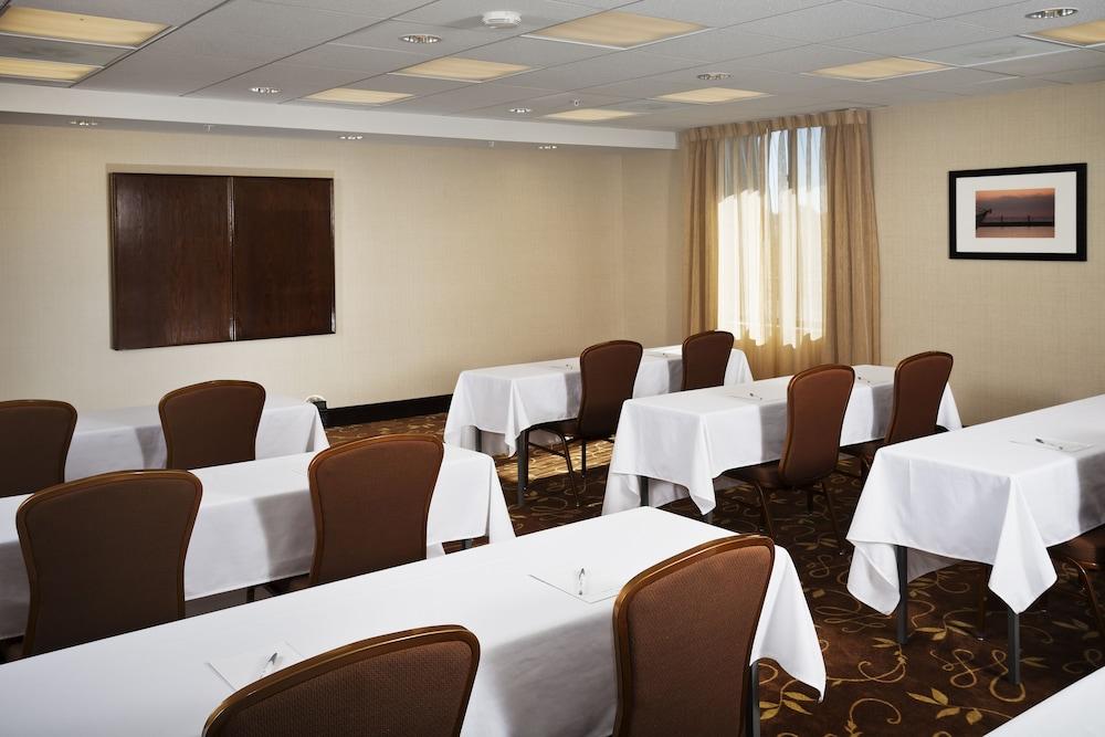 Hampton Inn & Suites Arroyo Grande Bagian luar foto
